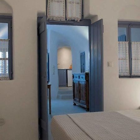 Olyra Traditional Cave Houses Pyrgos Kallistis Exterior photo